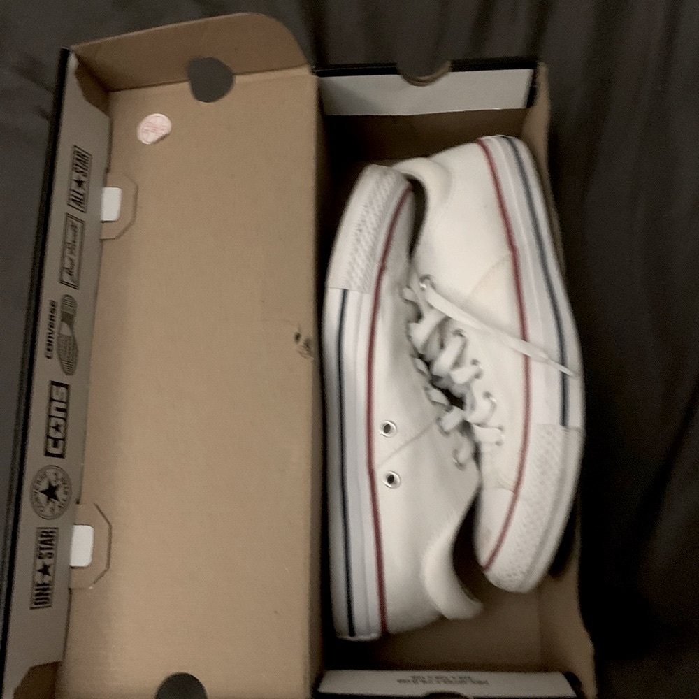 White converse shoes size 8.5 - 9